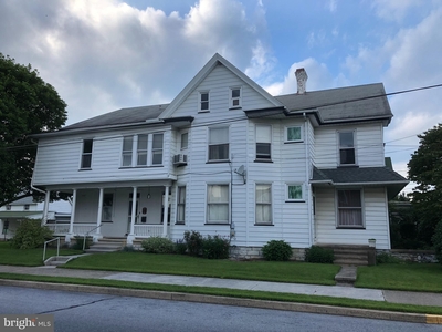 325 S Cherry St, Myerstown, PA