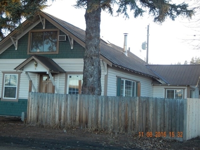 209 S Front St, Cascade, ID