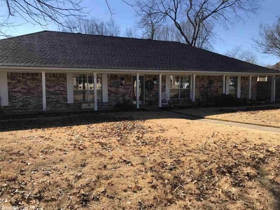 15 Manchester Dr, Conway, AR