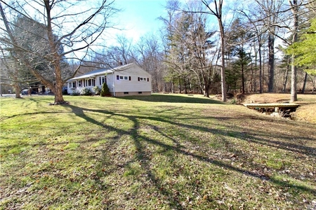 22 Hickory Hill Dr, Andover, CT