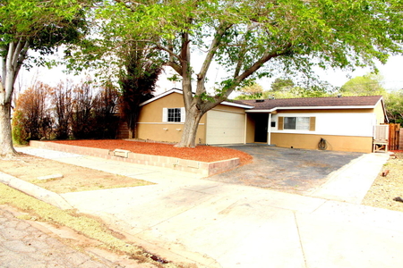 44730 Andale Ave, Lancaster, CA
