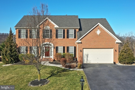 130 Fawn Hill Rd, Hanover, PA