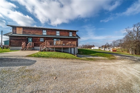 7993 Church Rd, Newcomerstown, OH