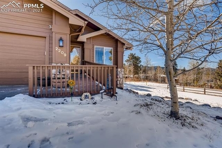 2209 Valley View Dr, Woodland Park, CO