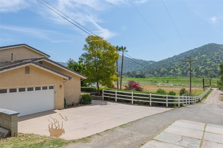 14428 Willow Rd, Lakeside, CA