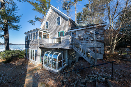 43 Sunset Rd, Falmouth, ME