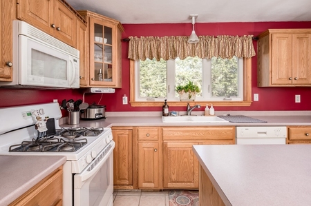 4 Isinglass Rd, Chester, NH