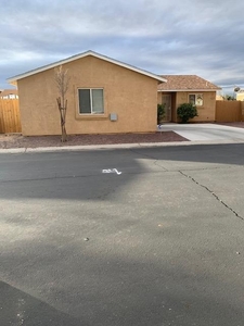 24934 Paseo Robles, Barstow, CA