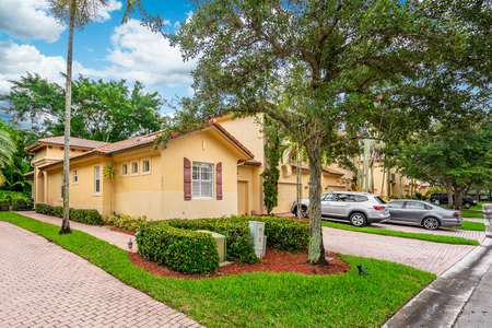 5807 Nw 119th Ter, Coral Springs, FL