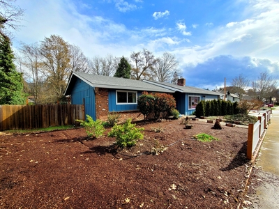1505 Nw Prospect Ave, Grants Pass, OR