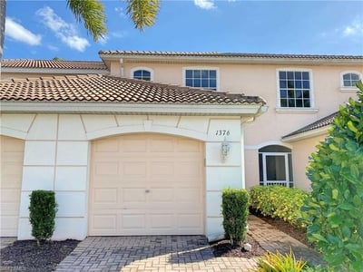 1376 Weeping Willow Ct, Cape Coral, FL