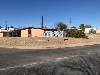 902 W 4th Ave, San Manuel, AZ