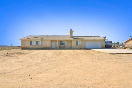 8825 7th St, Victorville, CA