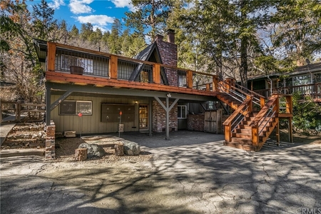 797 Oriole Rd, Wrightwood, CA
