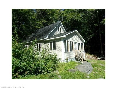 330 Sand Pond Rd, Chesterville, ME