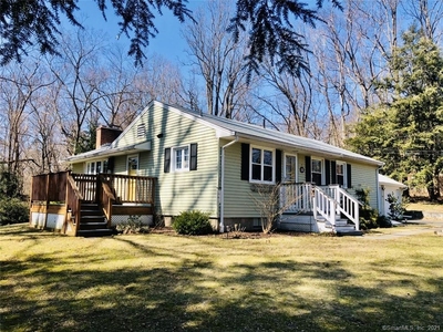 152 S Brooksvale Rd, Cheshire, CT