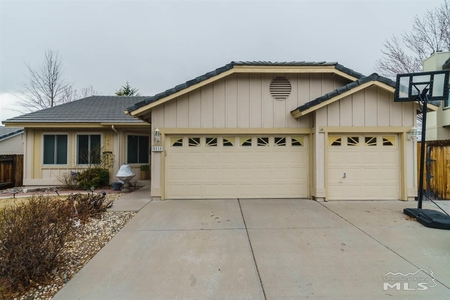 5215 Canyon View Dr, Sparks, NV