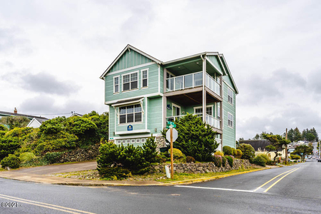 1708 Nw Harbor Ave, Lincoln City, OR