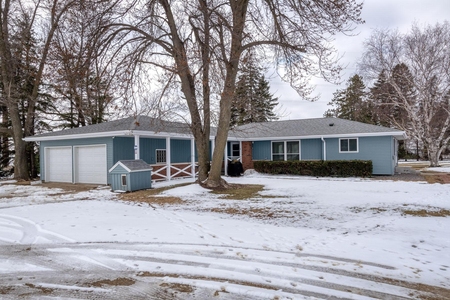 37465 90th Ave, Cannon Falls, MN