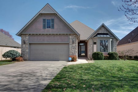 1118 S Carriage Ave, Springfield, MO