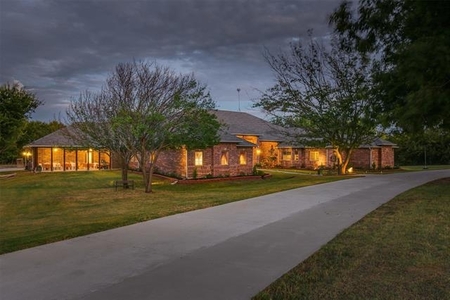 636 Possom Trot Hollow Rd, Whitewright, TX