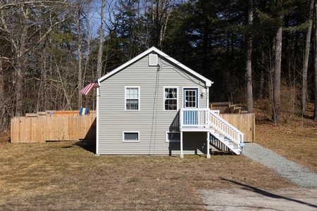 543 River Rd, Windham, ME