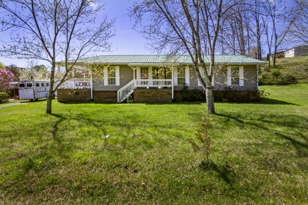 2911 Roberts Rd, Knoxville, TN