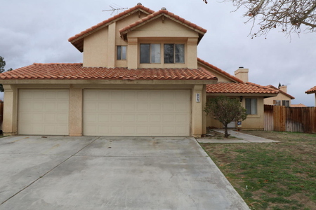 37721 Park Forest Ct, Palmdale, CA