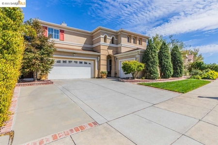 330 Pebble Beach Dr, Brentwood, CA