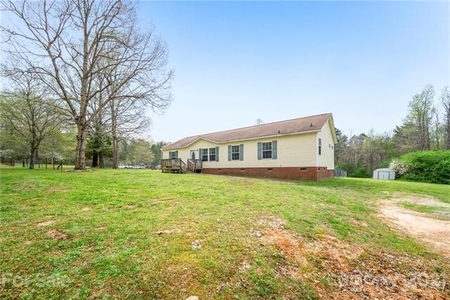 6676 Clyde King Rd, Seagrove, NC
