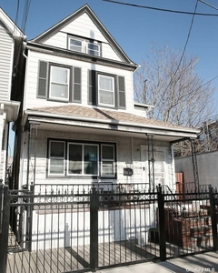 86-41 79th Street, Queens, NY