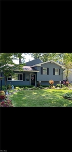 24011 Fairlawn Dr, North Olmsted, OH