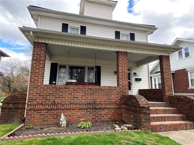 1314 Oak Ave, Coshocton, OH