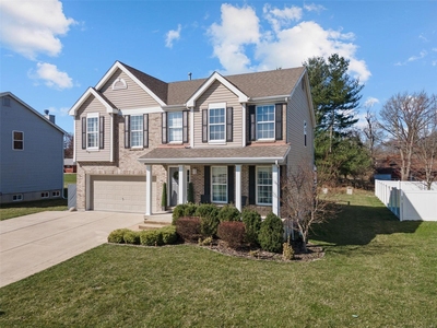 233 Crystal Ln, Fairview Heights, IL