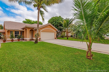 2419 Nw 95th Ave, Coral Springs, FL
