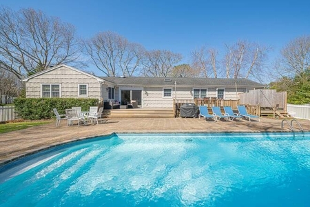 15 Deerfeed Path, East Quogue, NY