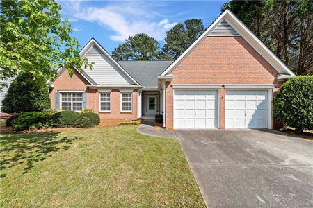220 Portsmouth Ct, Roswell, GA