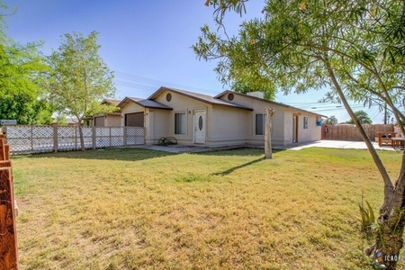 611 Palm Ave, Holtville, CA
