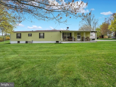 2282 Panther Valley Rd, Pottsville, PA
