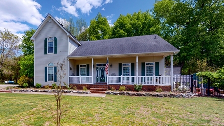 411 Squire Hall Rd, Bell Buckle, TN