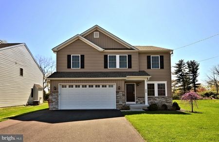 226 Maple St, Warminster, PA