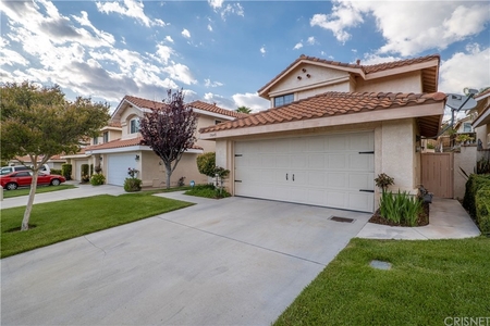 15643 Lucille Ct, Canyon Country, CA