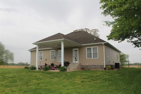 455 T Elkins Rd, Smiths Grove, KY