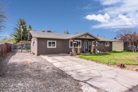 240 Sw 4th St, Prineville, OR