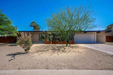 2851 E Turquoise Dr, Phoenix, AZ