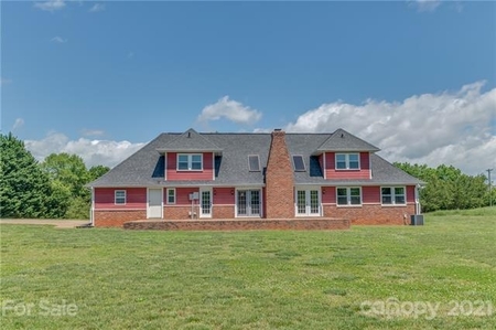 606 Old Stonecutter Rd, Rutherfordton, NC