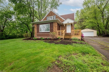 903 Chaffin Rd, Coventry Township, OH