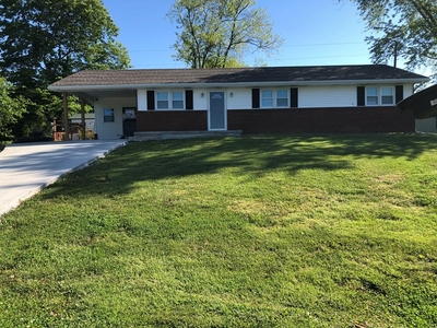 122 Long Meadow Dr, Greensburg, KY