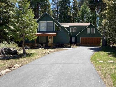 694 Olympic Dr, Tahoe City, CA