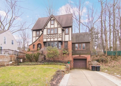 3544 Meadowbrook Blvd, Cleveland Heights, OH